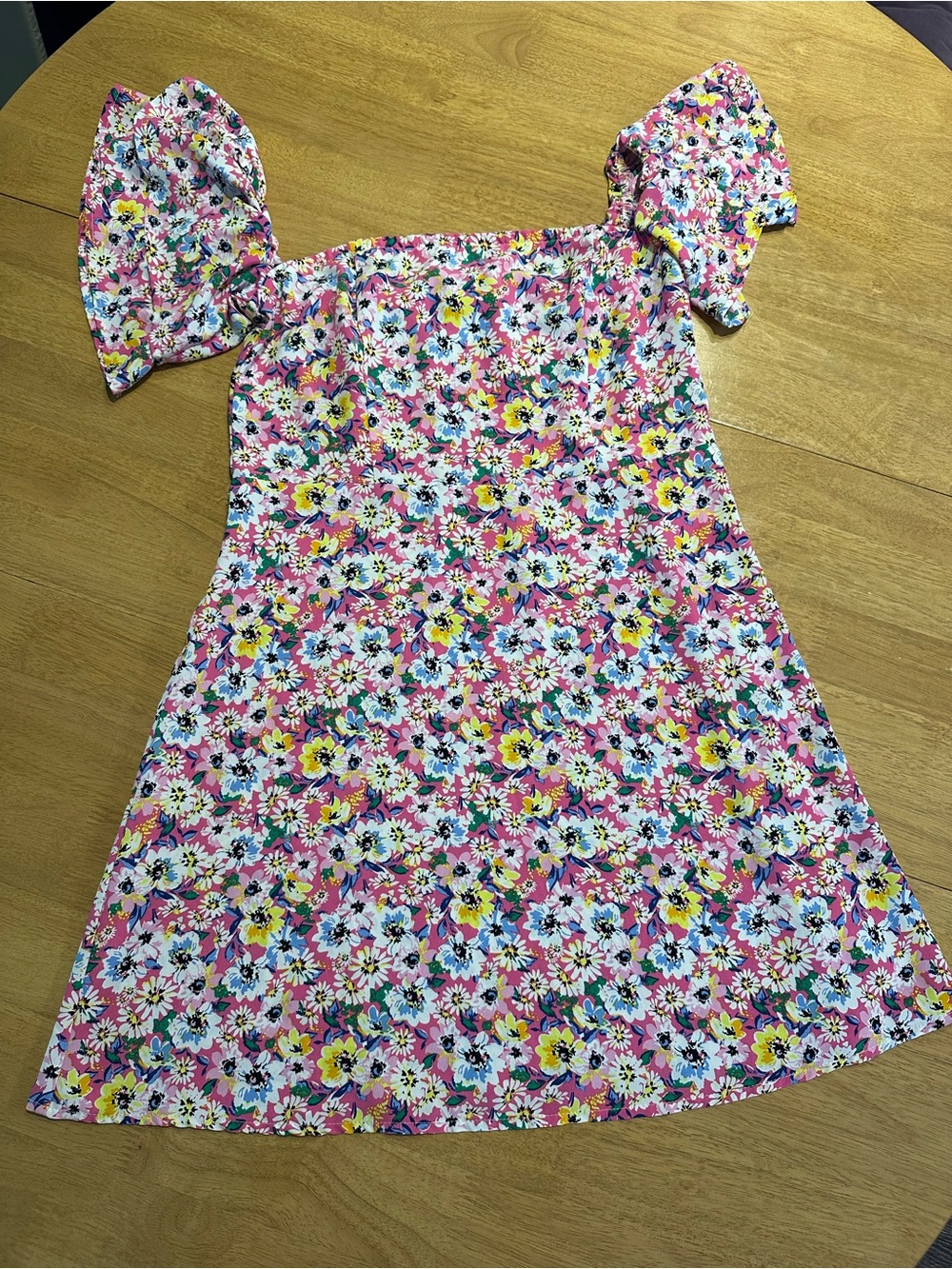 H&M Divided Medium Pink Floral Off the Shoulder Flounce Sleeve Mini Dress